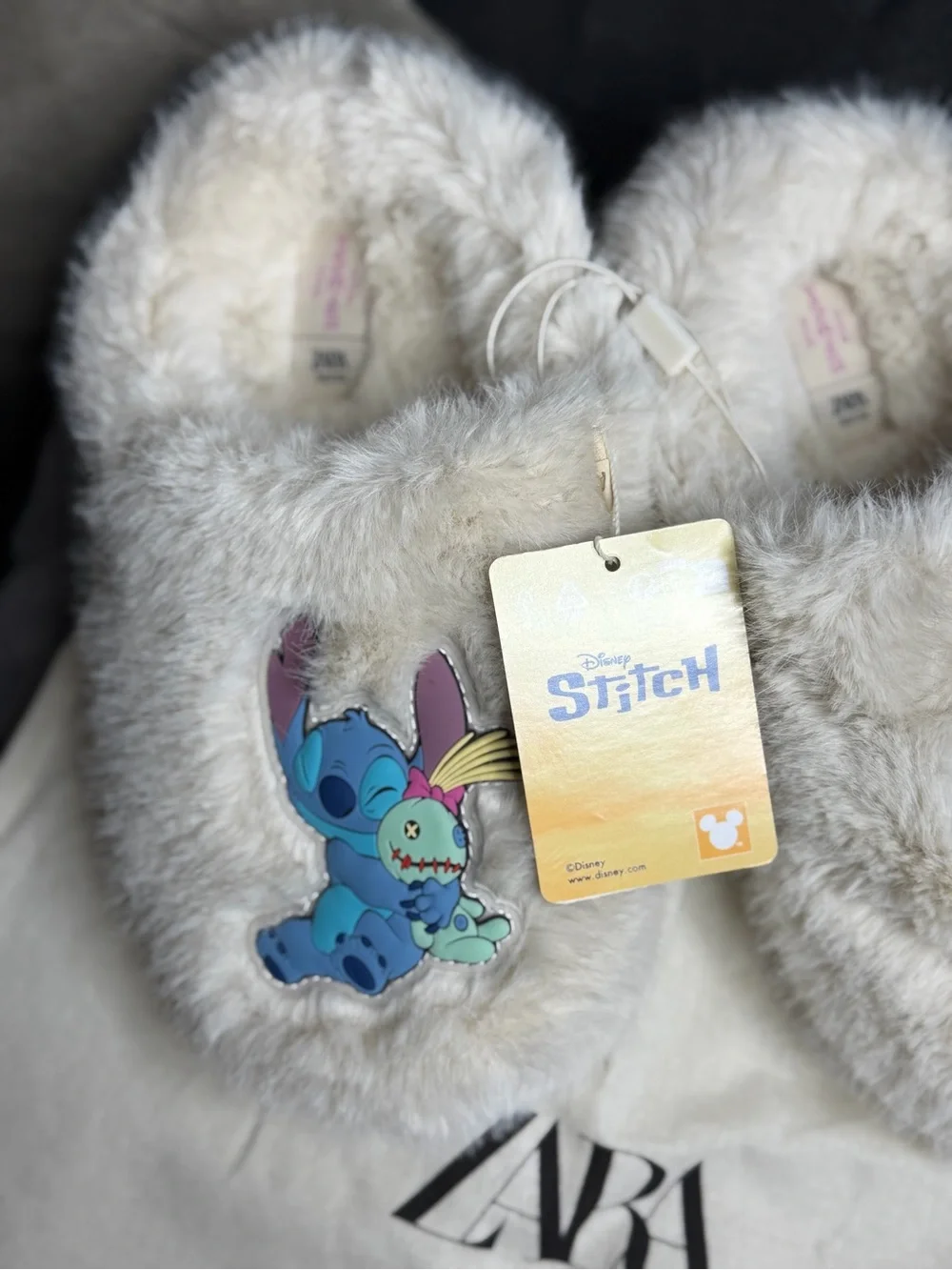 NWT Zara Kids Faux Fur LILO & STITCH DISNEY SLIPPERS OFF WHITE Size 2
